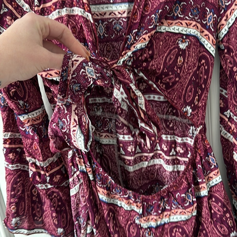 NWOT romper - Picture 3 of 5